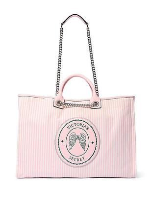 Сумка тоут жіноча victoria's secret iconic stripe pink chain strap tote bag рожева в смужку