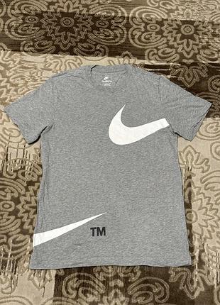 Футболка nike big logo
