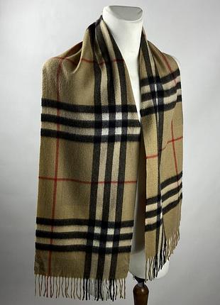 Burberry — кашеміровий шарф