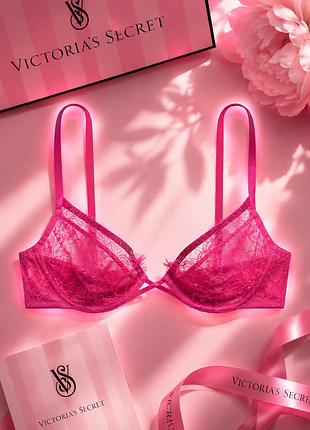 Мереживний бюстгальтер з глибоким вирізом very sexy shine strappy unlined lace low-cut demi bra