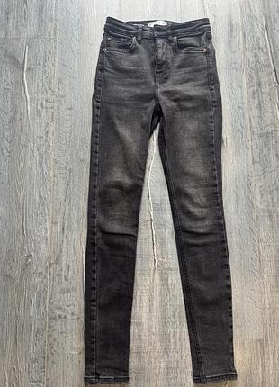 Джинси жіночі mango skinny чорно-сірі 32 розміру