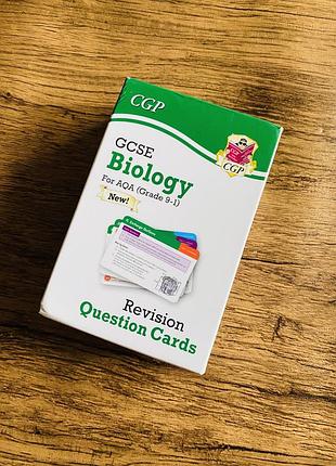 Набір карток для повторення матеріалу (revision question cards) з біології для курсу gcse від відомого британського видавництва cgp