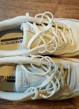Reebok жіночі 40 р 5