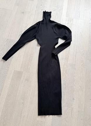 Довга жіноча сукня zara чорна з вирізами