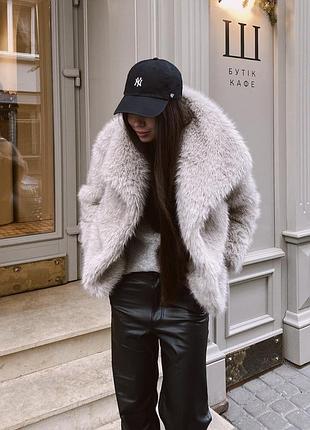 Жіноча шуба zara зі штучного хутра, сіра