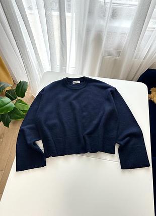 Темно-синій светр оверсайз bershka l-xl розміру з широкими рукавами