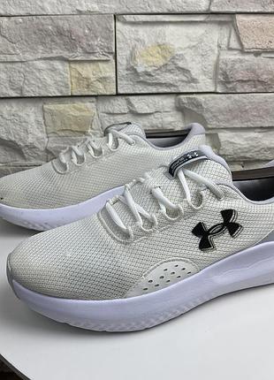Оригінальні кросівки under armour charged surge 4