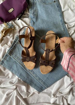 Женские босоножки бренда clarks, выполненные из замши 41 26.5см 📏