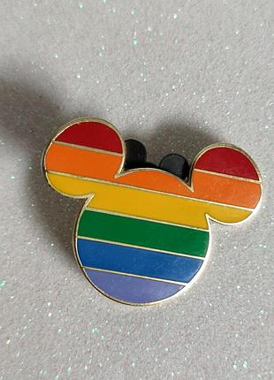 Брошка, колекційний  значок disney pins — веселковий міккі маус (disneyland paris, 2