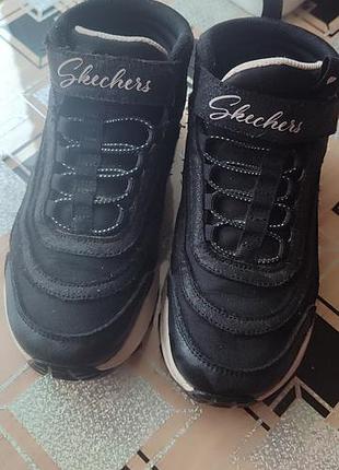 Черевики для дівчинки skechers fuse tread wild adventure демісезонні чорні з рожевим