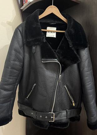 Дублянка жіноча zara чорна