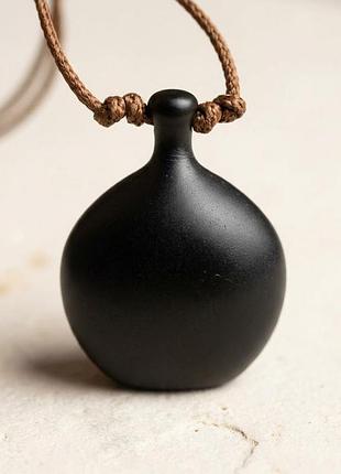 Оригінальна підвіска на шию "пляшечка" 🍶 чорна бохо