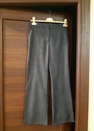 Жіночі брюки max mara сірі вовняні