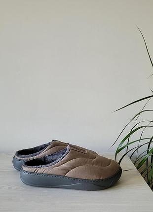 Теплящие шлепанцы оригинал crocs m9w11 гг.41