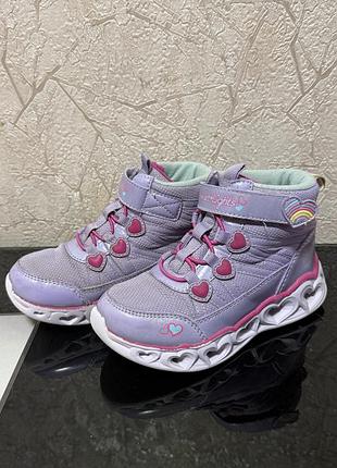 Черевики для дівчаток skechers, бузкові сердечка