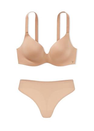 Женский комплект белья victoria's secret бюст и трусики тонг