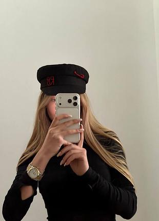 Брендовий капелюх 5
