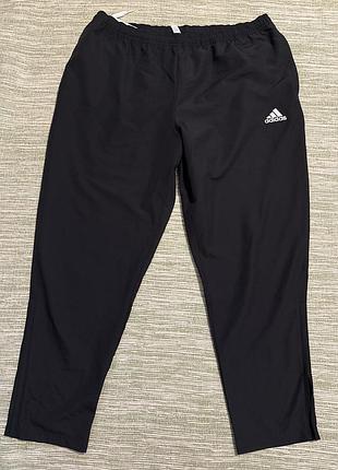 Чоловічі спортивні штани adidas