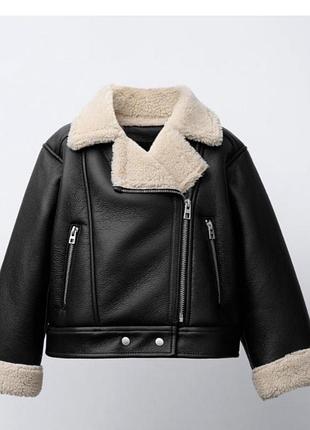 Дублянка для дівчинки zara чорна з молочним хутром, розмір 128