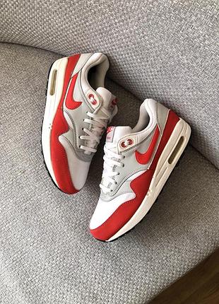 Кросівки жіночі nike