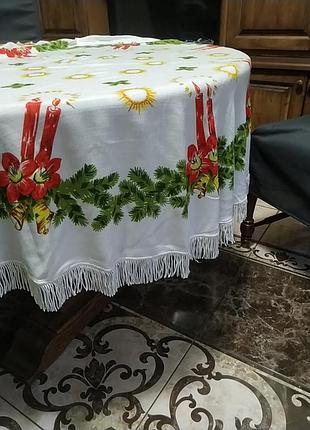 Скатертина новорічна  з бахромою