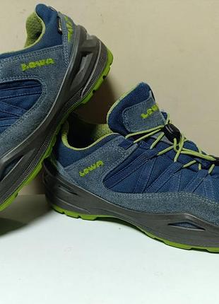 Трекинговые кроссовки  lowa robin gore tex ( 39p.) оригинал!