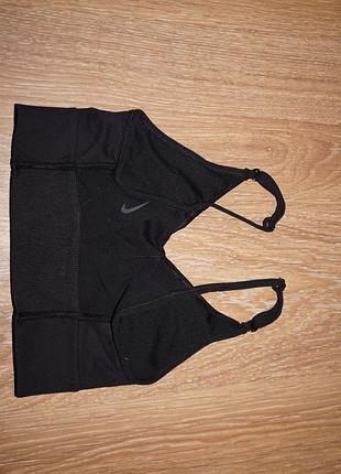 Спортивный топ nike yoga 7