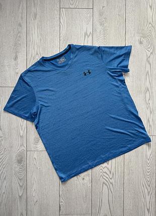 Спортивна футболка under armour