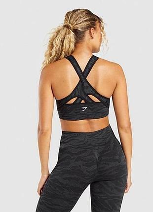 Спортивный топ gymshark 2
