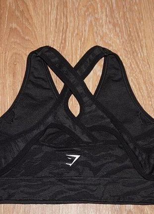 Спортивный топ gymshark 6