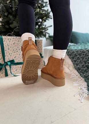 Женские угги ugg neumel platform chukka chestnut 2