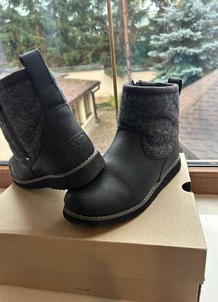 Черевики жіночі ugg чорні 35 розмір