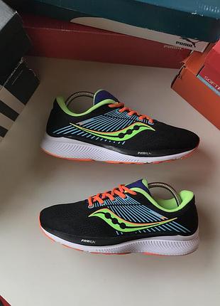 Кросівки чоловічі saucony чорні з сіткою, розмір 41 (26 см) легкі, сітка, кросівки, взуття, обувь, оригінал, сток