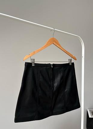 Шкіряна міні спідниця h&m 8