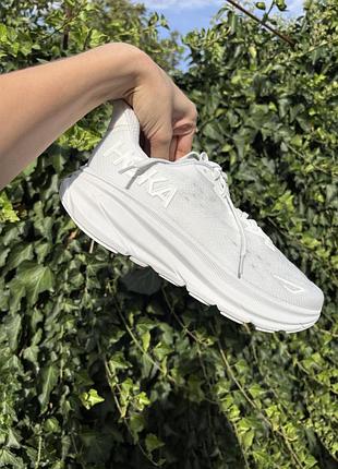 Кросівки чоловічі hoka clifton 9 білі 42 розмір