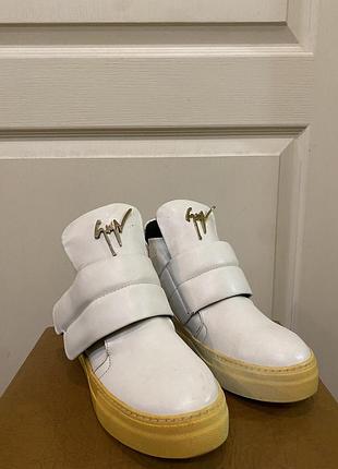 Кросівки чоловічі giuseppe zanotti білі
