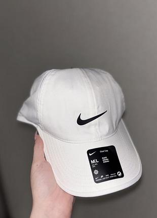 Кепка nike club cap оригінал | біла / чорна | розмір m-l. можливии опт!!!