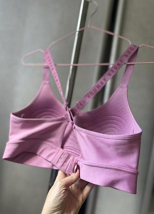 Спортивний топ under armour 6