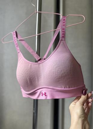 Спортивний топ under armour 3