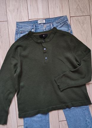 Свитер на пуговицах 100% merino extra fine по сборке р.хл но подойдет и на более меньший
