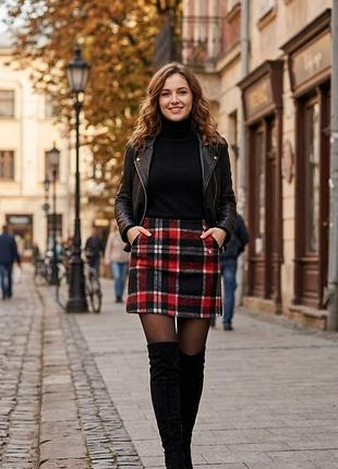 Спідниця у клітинку