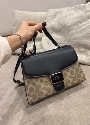 Сумка в стилі coach