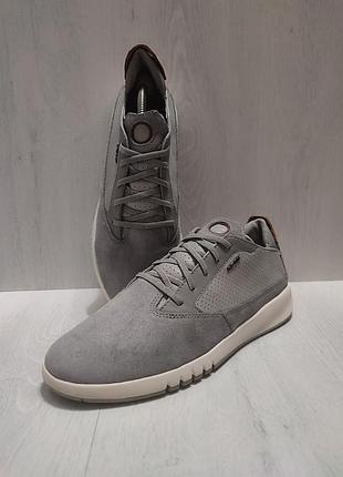Кроссовки geox 41- стелька 26,5 см