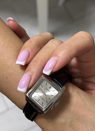 Часи casio жіночі