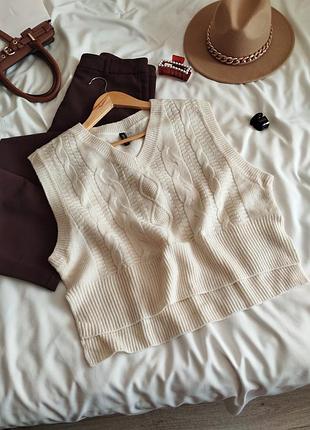 Молочний в'язаний жилет з косами divided h&m m - l