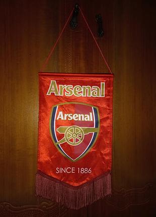 Вымпел с символикой английского футбольного клуба арсенал arsenal fc тканевый атласный