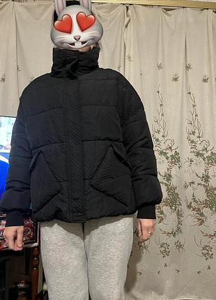 Куртка жіноча дута чорна