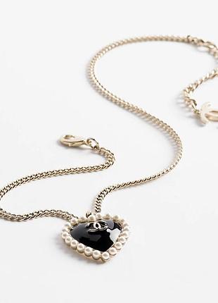 Колье chanel с подвеской сердце