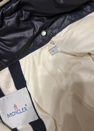 Жіночий пуховик moncler 4