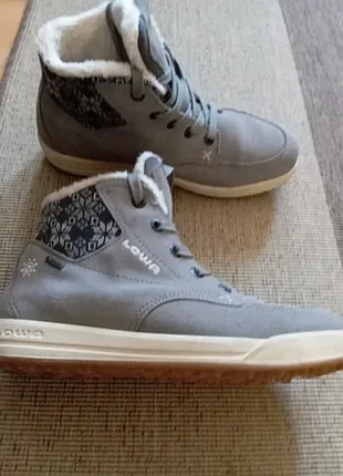 Женские зимние ботинки lowa mosca 76x qc (gore-tex) серого цвета